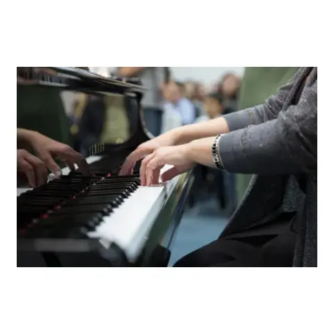 Arts & MusiCom