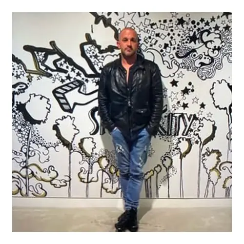 Not Art, Art Gallery.